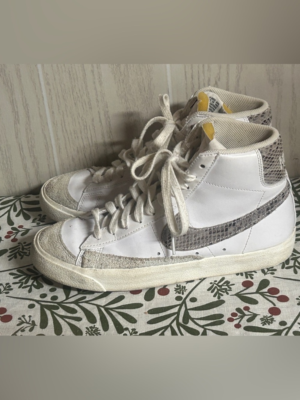 Nike Blazer Mid '77 Vintage "Snakeskin Swoosh Size 7 - Picture 10 of 10